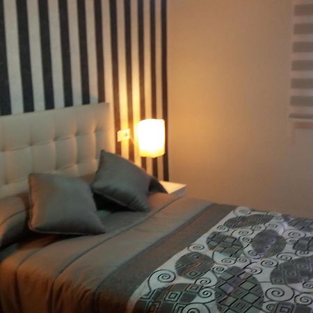 Apartmentsuitespain Beach Economy Valencia Exteriör bild