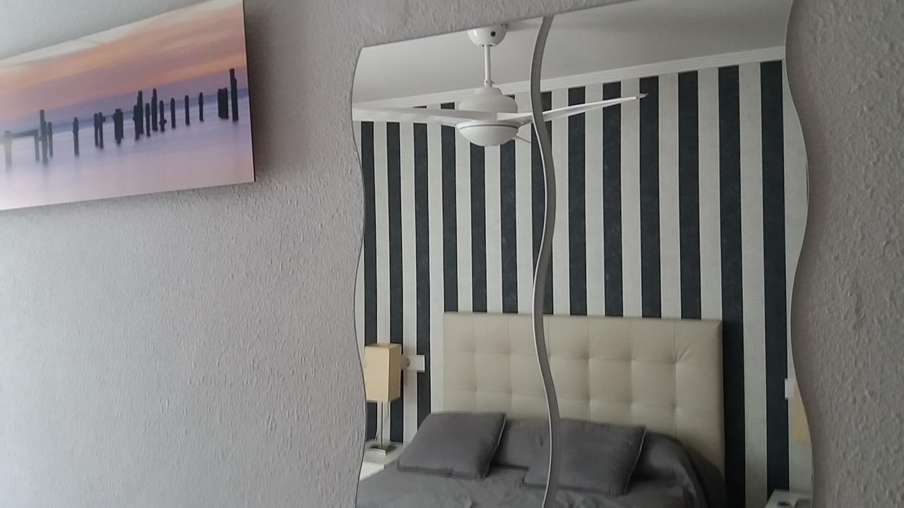 Apartmentsuitespain Beach Economy Valencia Exteriör bild